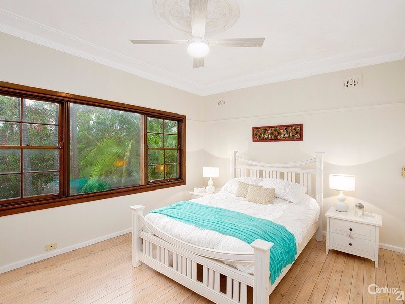 713 Barrenjoey Road, Avalon Beach NSW 2107