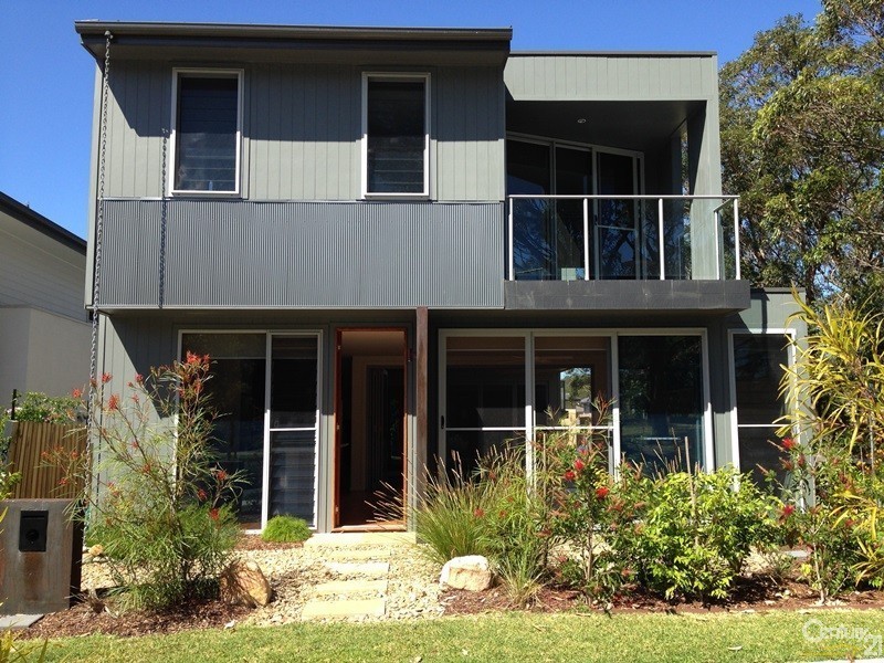 11 Lily Close, Warriewood NSW 2102