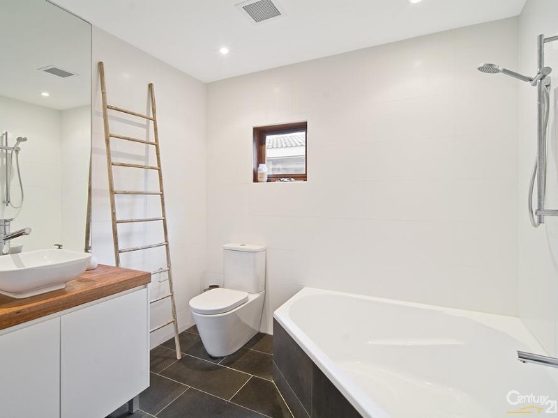 244 Lower Plateau Road, Bilgola NSW 2107