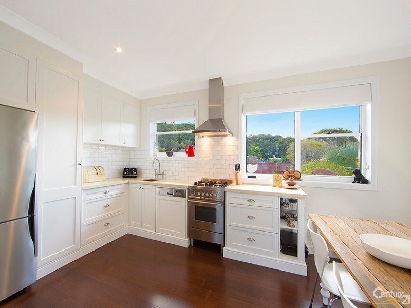 4/17 Wollstonecraft Avenue, Avalon Beach NSW 2107