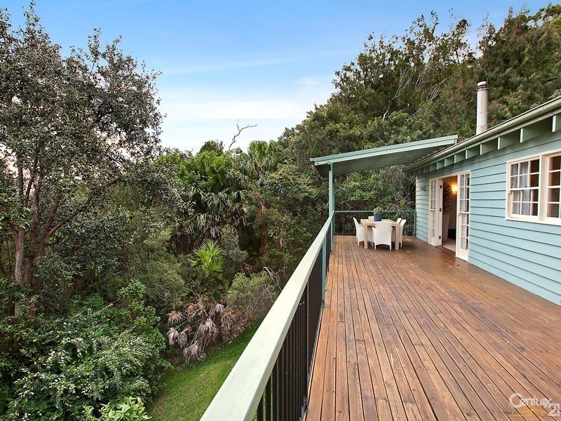 11 Riviera Avenue, Avalon Beach NSW 2107