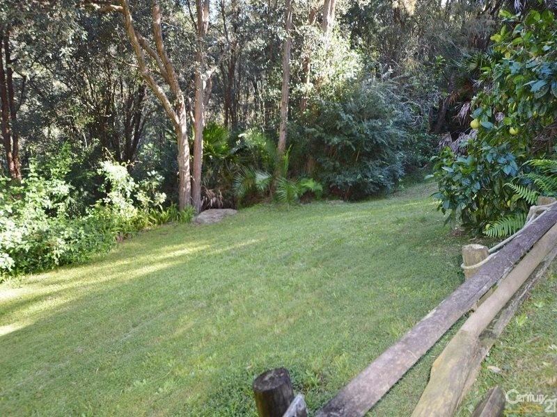 11 Riviera Avenue, Avalon Beach NSW 2107