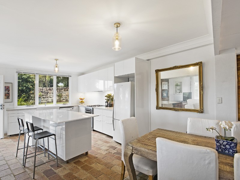 2a Palmgrove Road, Avalon Beach NSW 2107