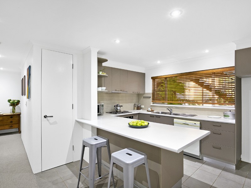 2/71 Foamcrest Avenue, Newport NSW 2106