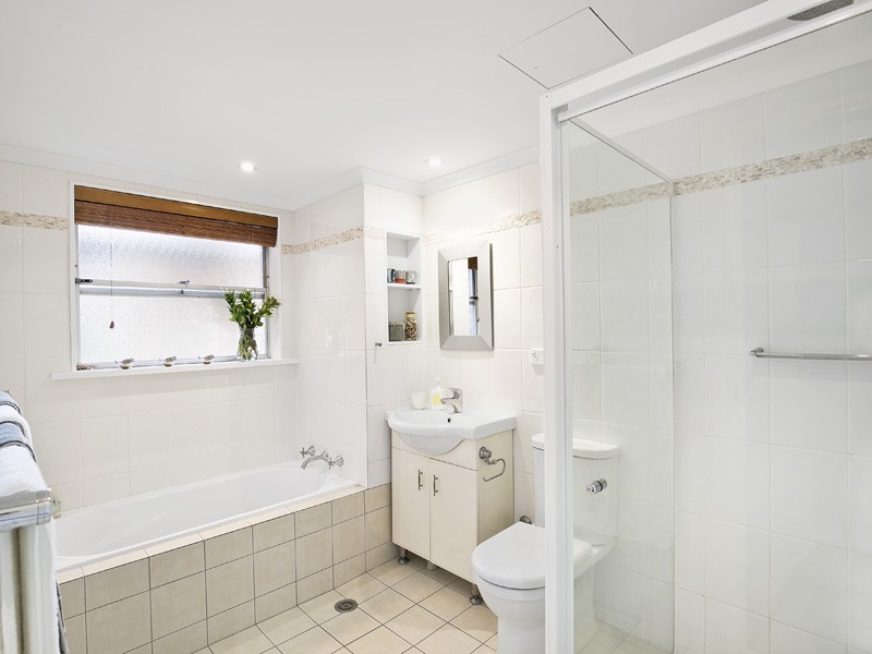 2/71 Foamcrest Avenue, Newport NSW 2106