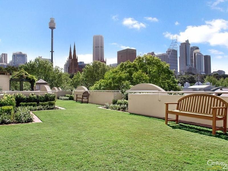 27/63 Crown Street, Woolloomooloo NSW 2011