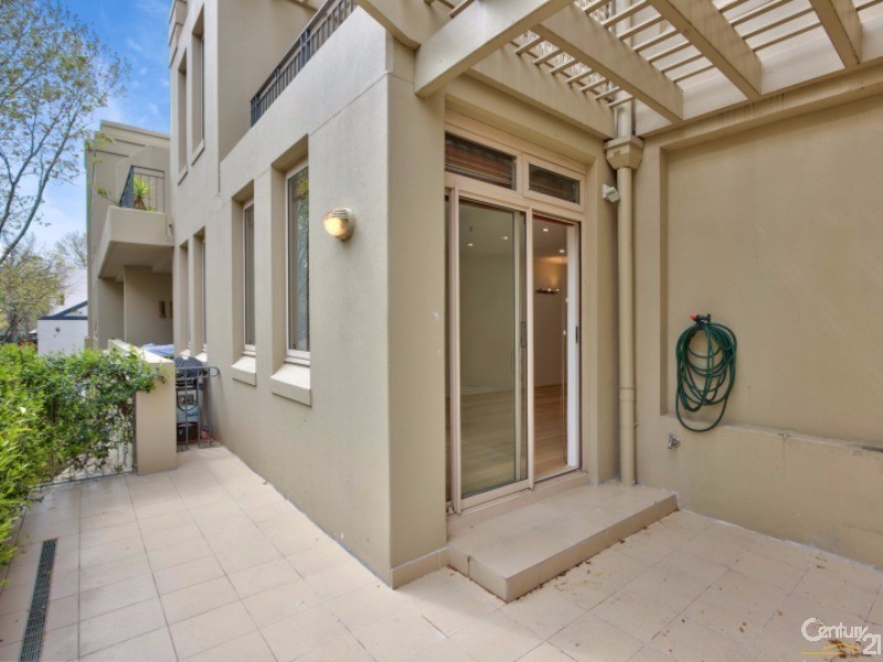 27/63 Crown Street, Woolloomooloo NSW 2011