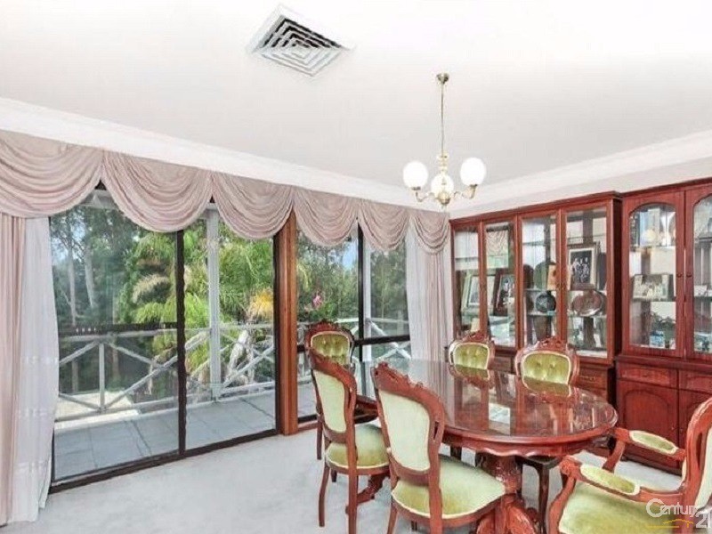 17 Coonara Avenue, West Pennant Hills NSW 2125