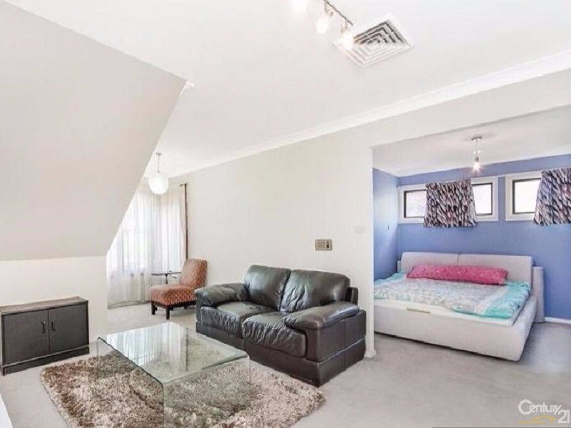 17 Coonara Avenue, West Pennant Hills NSW 2125
