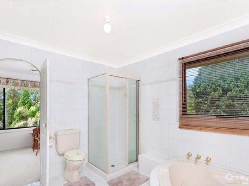 17 Coonara Avenue, West Pennant Hills NSW 2125