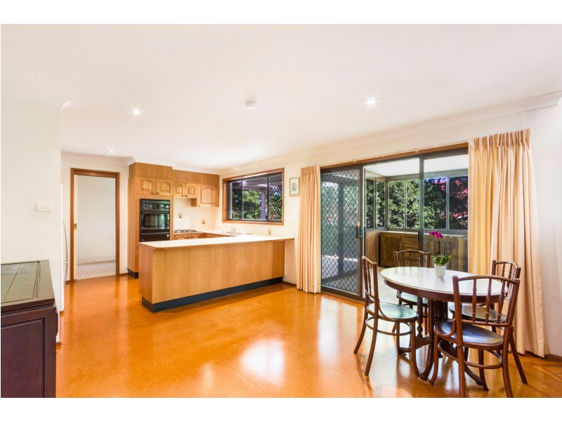 6 Thrift Cl, West Pennant Hills NSW 2125