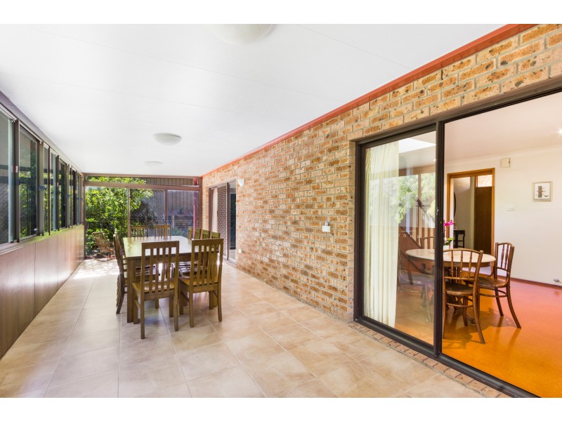 6 Thrift Cl, West Pennant Hills NSW 2125