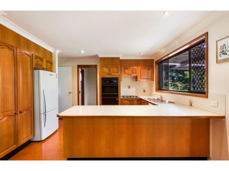 6 Thrift Cl, West Pennant Hills NSW 2125