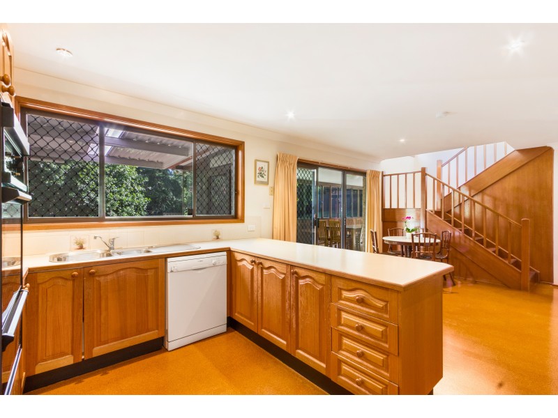 6 Thrift Cl, West Pennant Hills NSW 2125