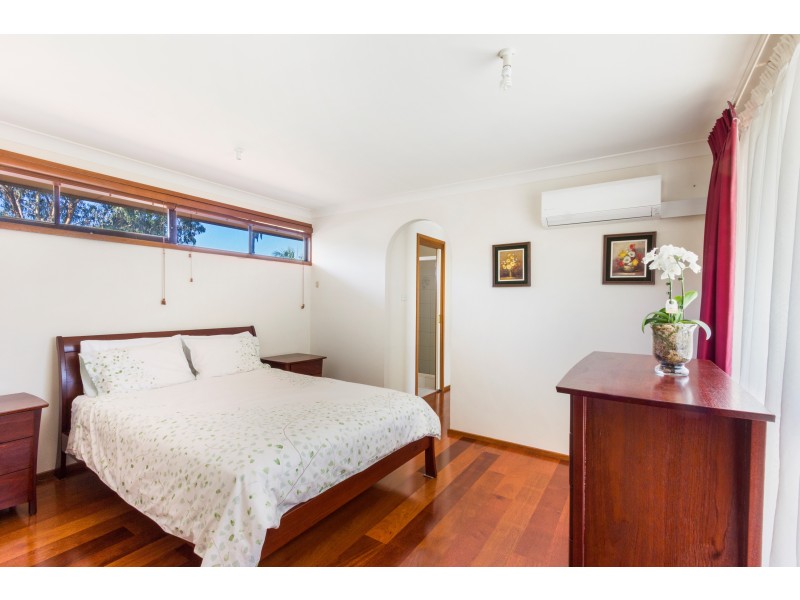 6 Thrift Cl, West Pennant Hills NSW 2125