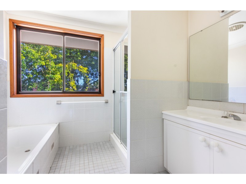 6 Thrift Cl, West Pennant Hills NSW 2125