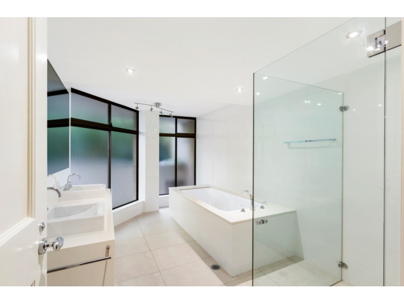 22/93 Elizabeth Bay Road, Elizabeth Bay NSW 2011