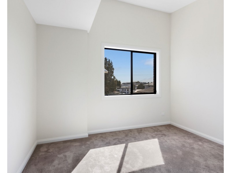 6 Crammond Blvd, Caringbah NSW 2229