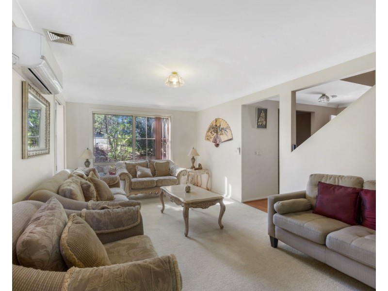 8 Claremount Pl, Cherrybrook NSW 2126