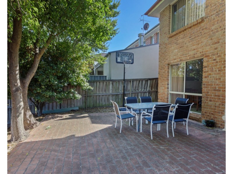 8 Claremount Pl, Cherrybrook NSW 2126