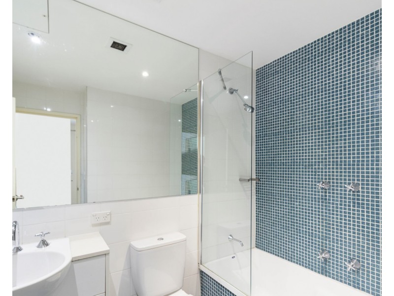 202/7 Shoreline Drive, Rhodes NSW 2138