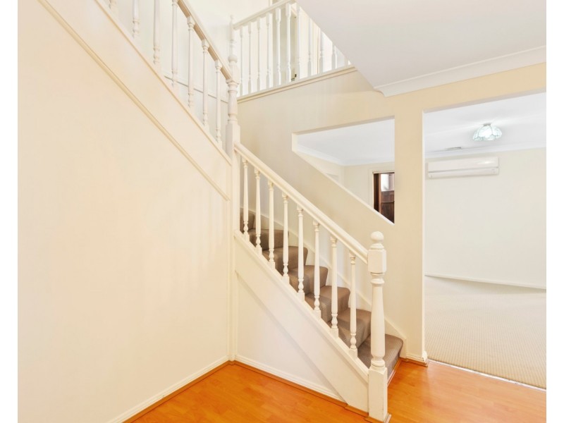 8 Claremount Pl, Cherrybrook NSW 2126