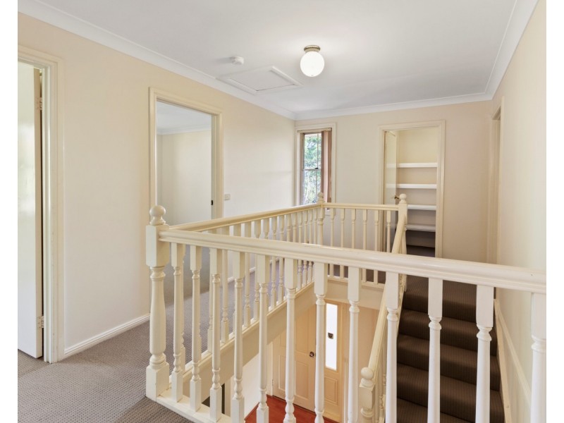 8 Claremount Pl, Cherrybrook NSW 2126