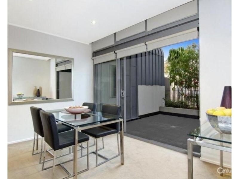 1/107 Ferry Rd, Glebe NSW 2037