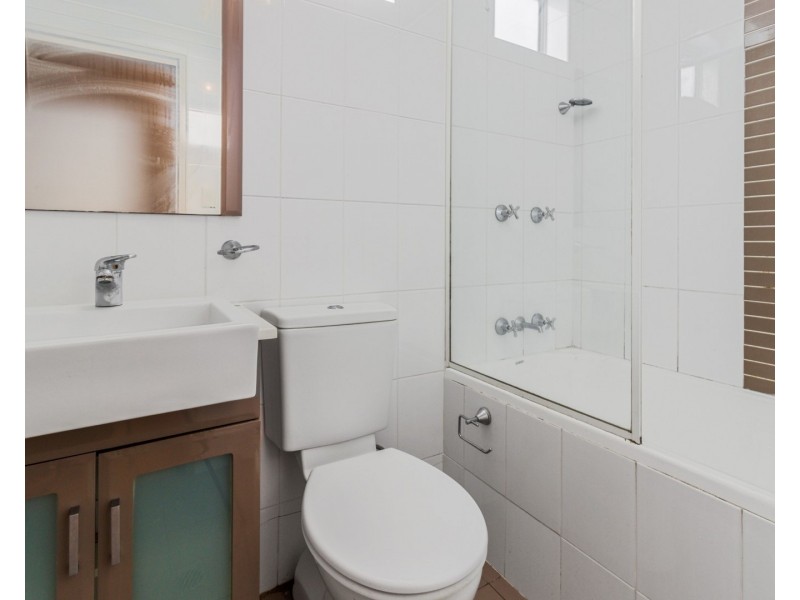 10/63a Connemarra St, Bexley NSW 2207