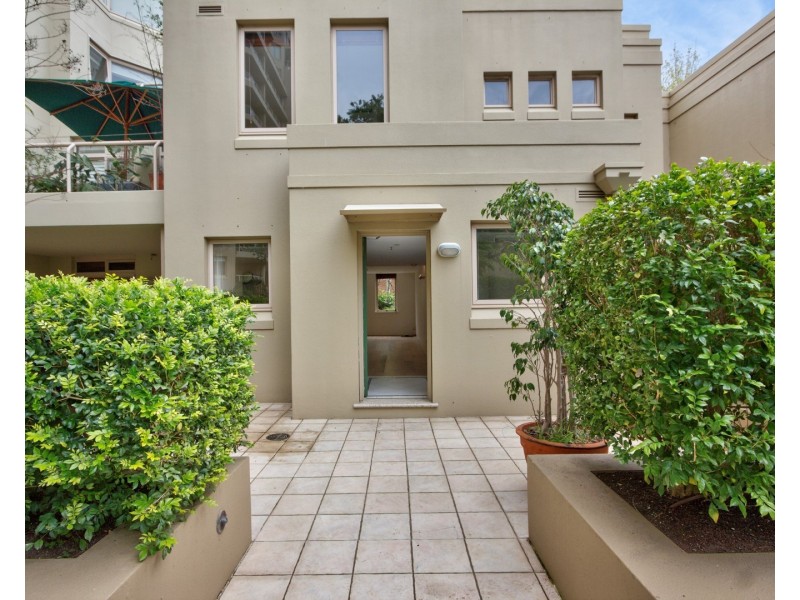 27/63 Crown Street, Woolloomooloo NSW 2011