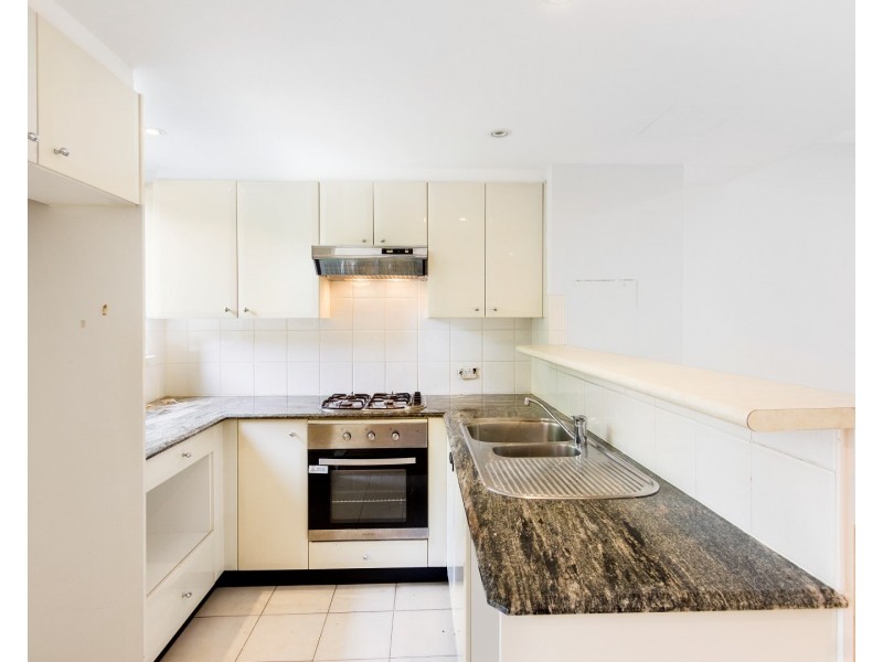 27/63 Crown Street, Woolloomooloo NSW 2011