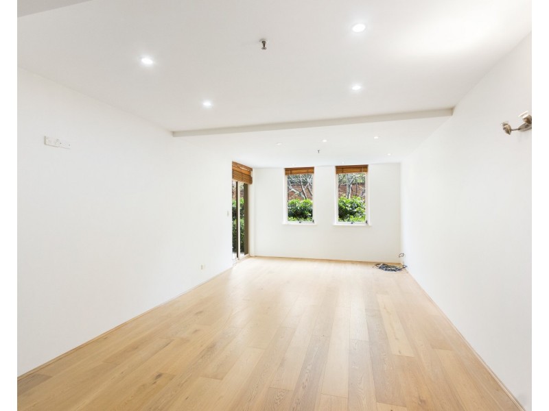 27/63 Crown Street, Woolloomooloo NSW 2011