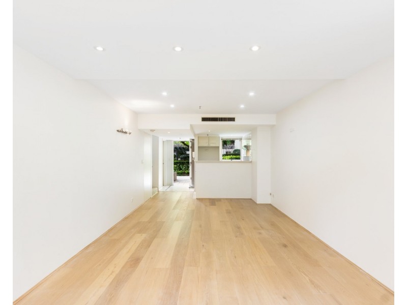 27/63 Crown Street, Woolloomooloo NSW 2011