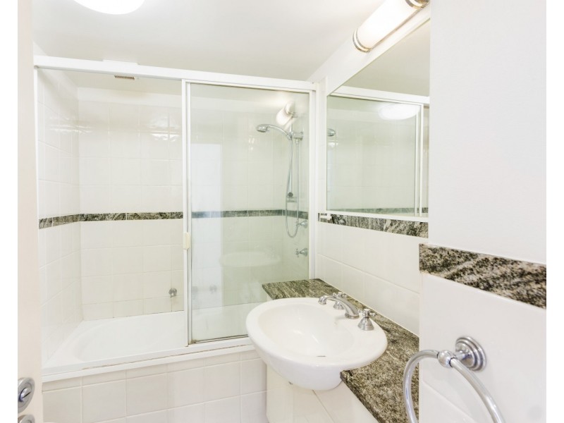 27/63 Crown Street, Woolloomooloo NSW 2011