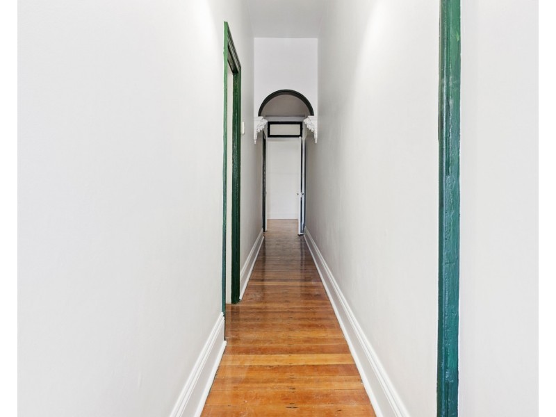 54  George St, Sydenham NSW 2044