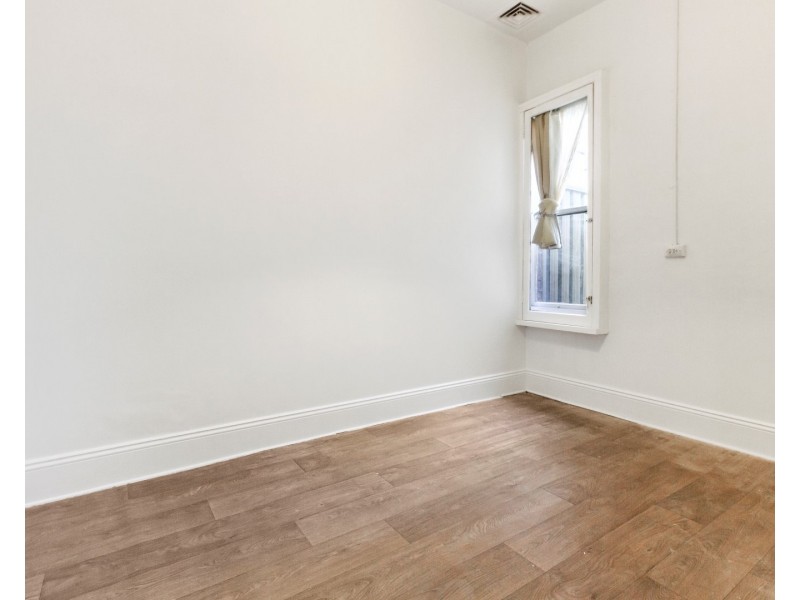 54  George St, Sydenham NSW 2044