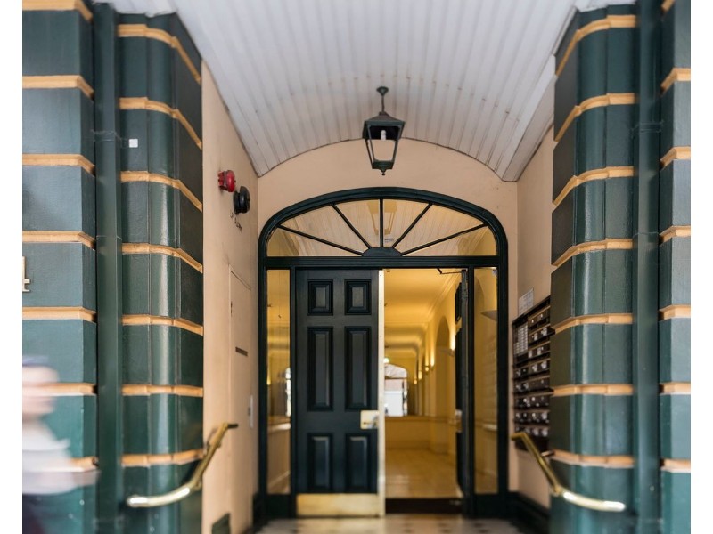 8/114 Clarence Street, Sydney NSW 2000