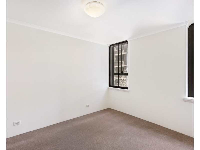 13/104 Clarence St, Sydney NSW 2000