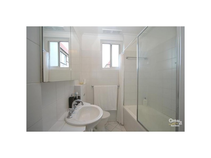 4 Ward Ave, Elizabeth Bay NSW 2011