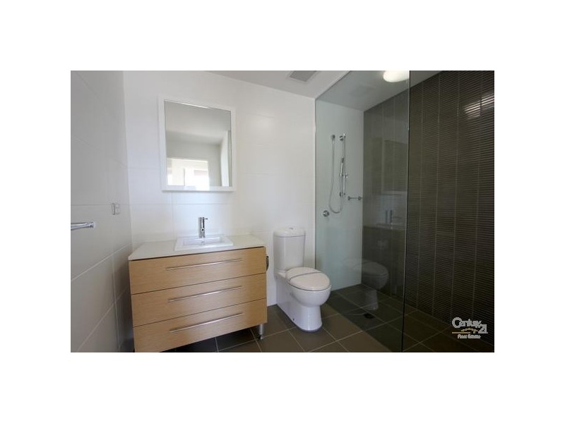 6 Avenue of Oceania, Newington NSW 2127