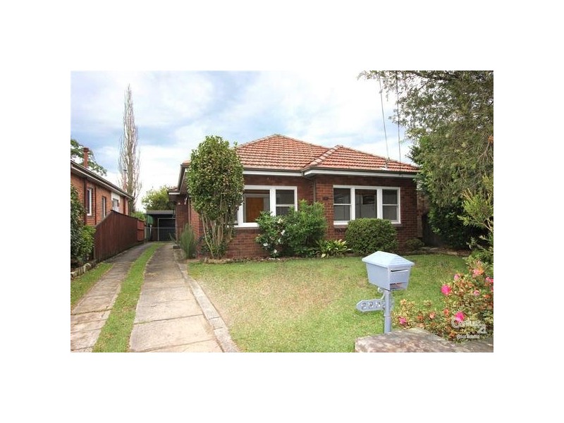 689 Mowbray Rd, Lane Cove NSW 2066