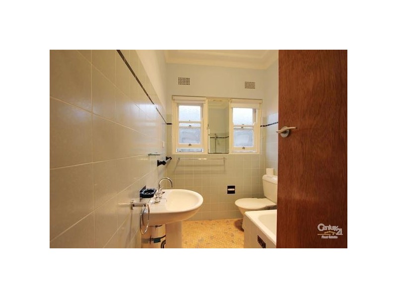 689 Mowbray Rd, Lane Cove NSW 2066