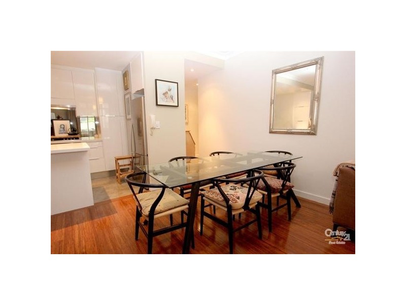 6-18 Poplar St, Surry Hills NSW 2010