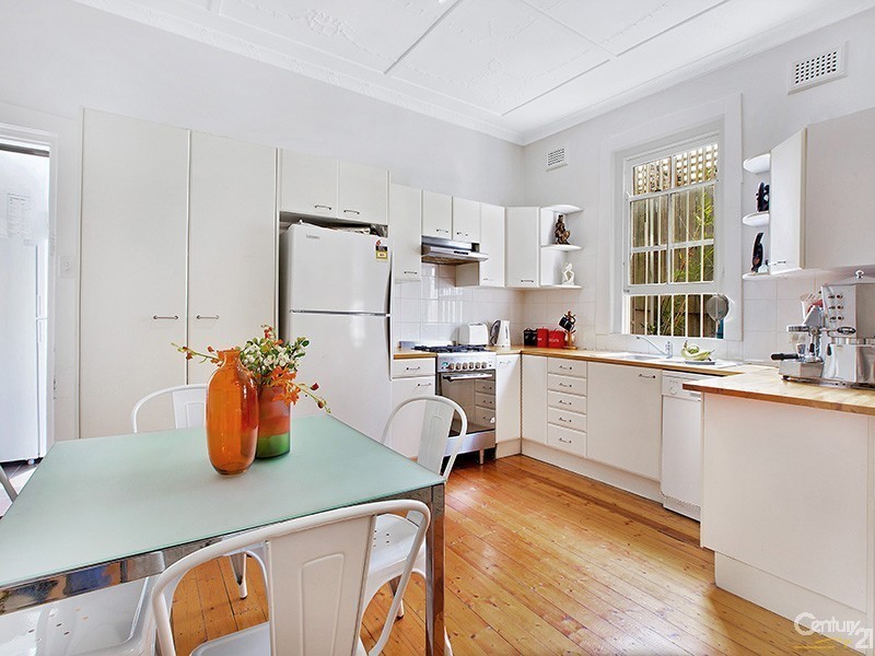 2/65 Lawson St, Bondi Junction NSW 2022