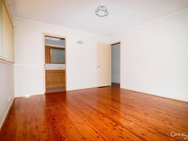 2 Edinburgh Ave, Carlingford NSW 2118