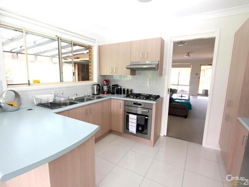 34 Woldhuis St, Quakers Hill NSW 2763