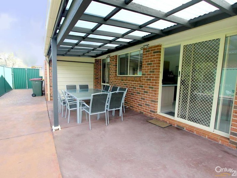 34 Woldhuis St, Quakers Hill NSW 2763
