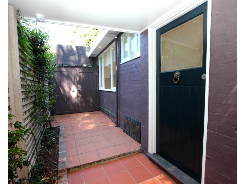 14a Trelawney Street, Woollahra NSW 2025