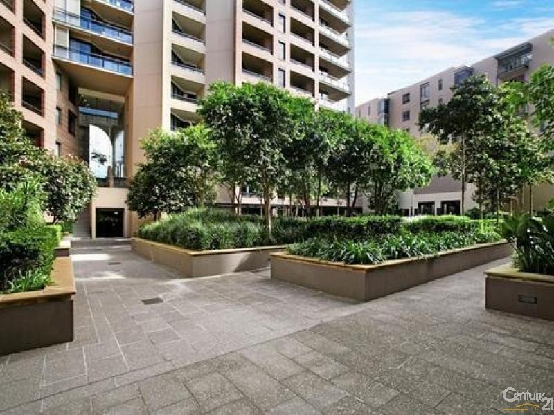 B804/24 Point Street, Pyrmont NSW 2009