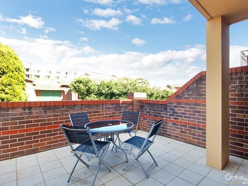 18/10 Webb St, Croydon NSW 2132